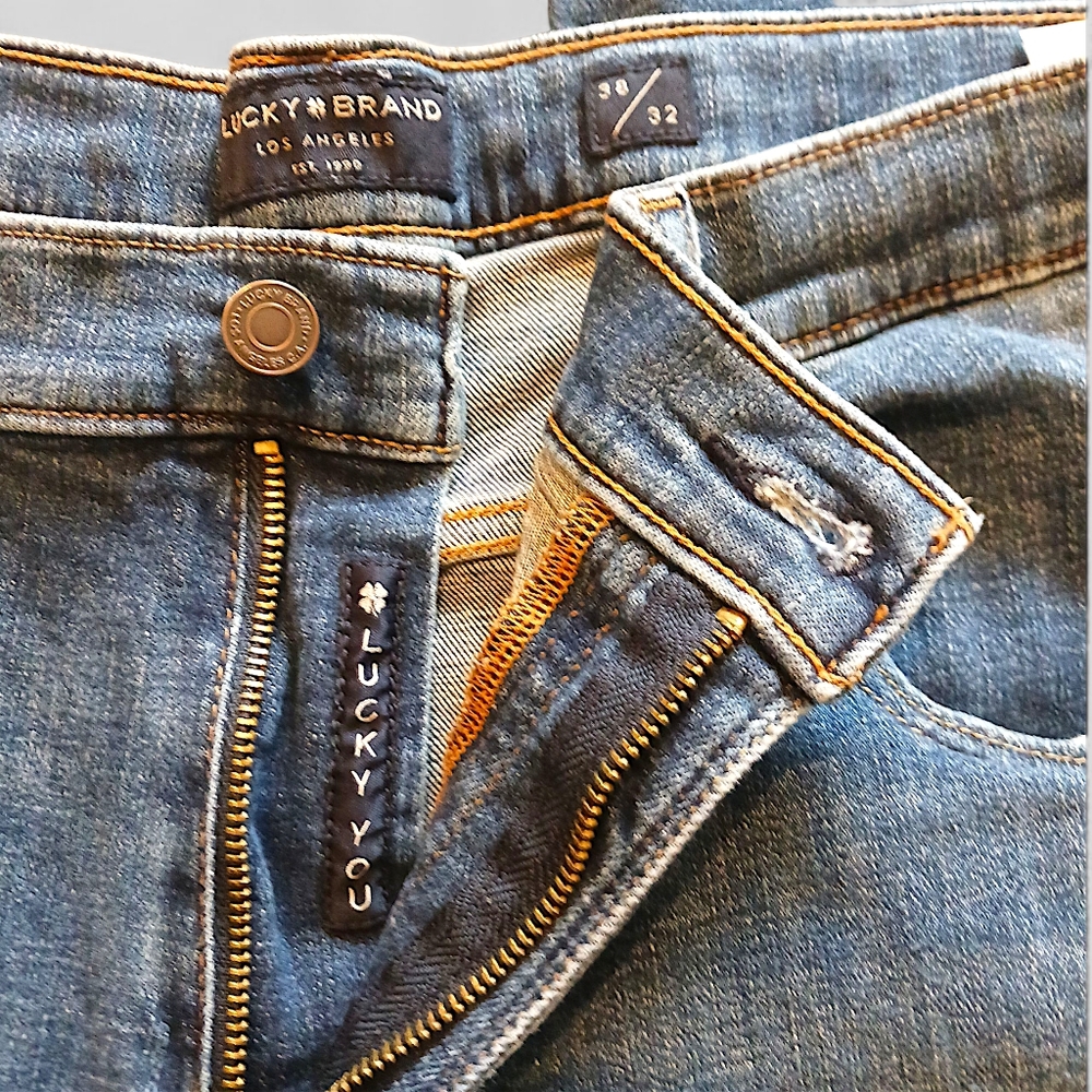 Lucky Brand Classic Wash Jeans | Men’s 38x32 | Straight Fit Denim | EUC - Picture 7 of 10